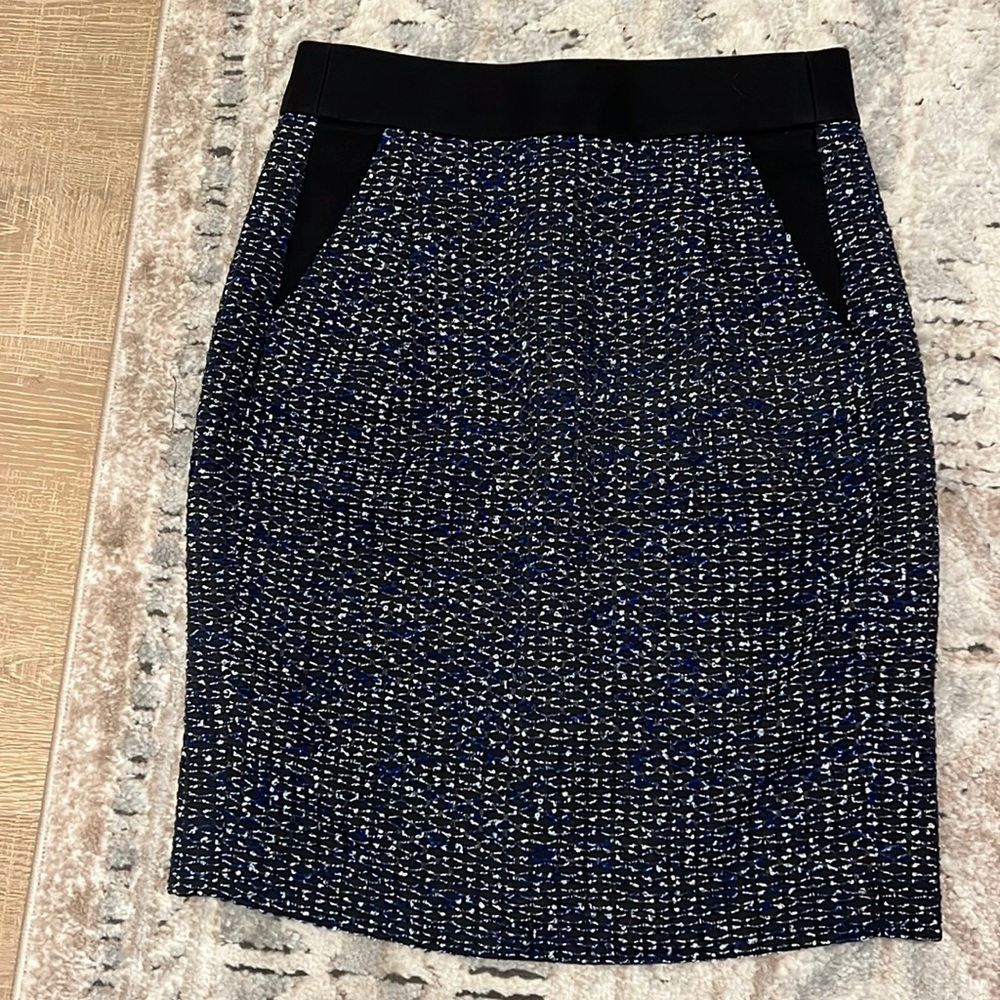 J Crew NEW Boucle Tweed Pencil Skirt Black Blue white Petite 4P